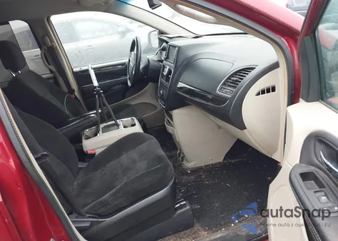 2016 Chrysler Town & Country Touring from USA, damaged, VIN 2C4RC1BG5GR121332